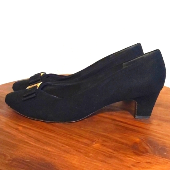 Selby Black Leather Suede Kitten Heel Vintage Gold toe Acc. Elegant Neutral Sz.8 - Picture 3 of 14